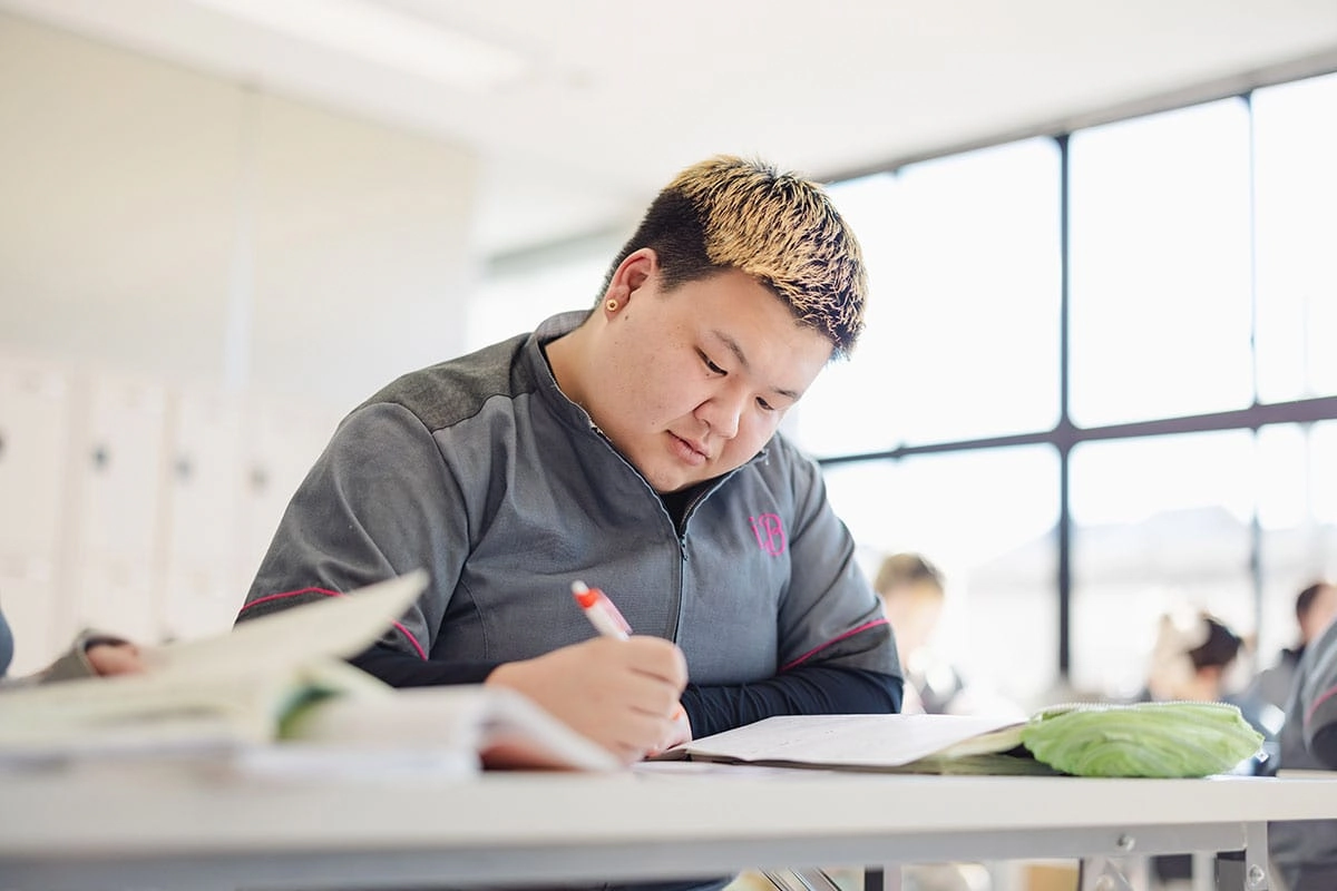 独自の筆記試験対策